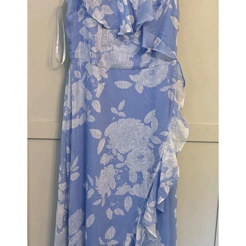 London Times Blue and White Floral Maxi Dress